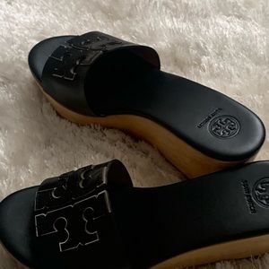 Tory burch wedge sandal